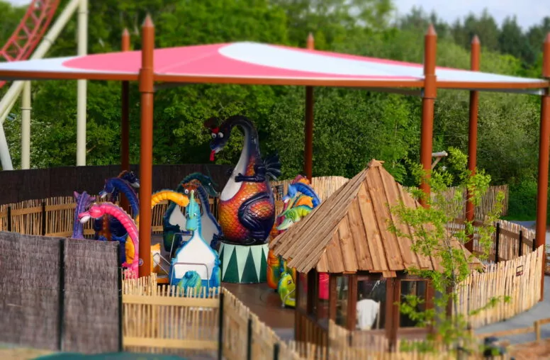 Jeu enfant la Récré des 3 Curés attraction Les dragons Brest Bretagne